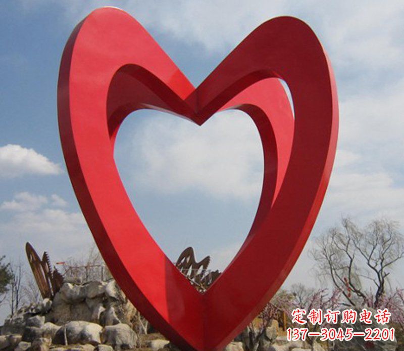 不锈钢心形公园雕塑