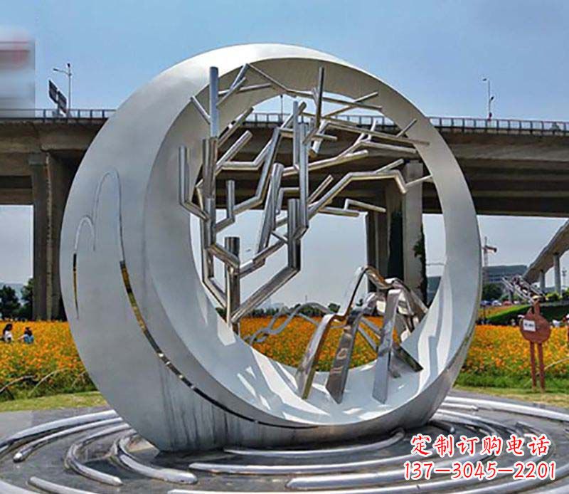 不锈钢异形圆环雕塑精致而优雅 不锈钢异形圆环雕塑精致而优雅