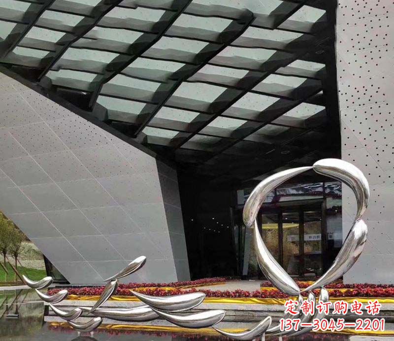 不锈钢鱼群景观雕塑
