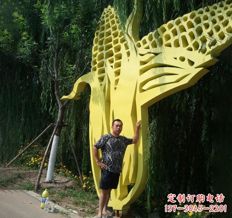 不锈钢玉米雕塑