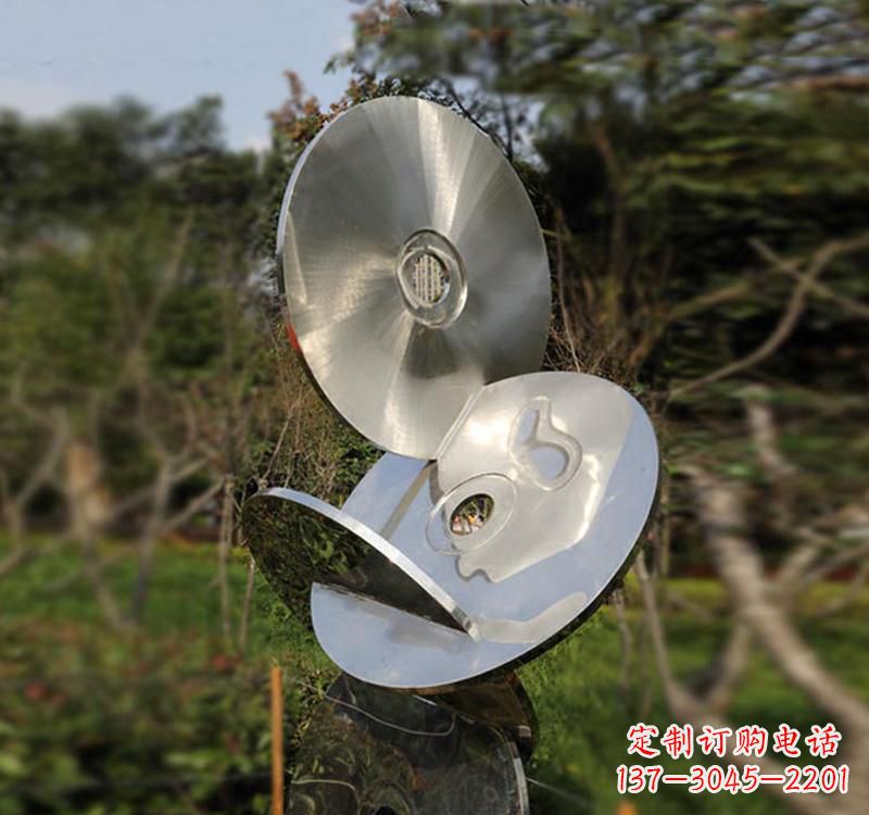 不锈钢园林光盘雕塑