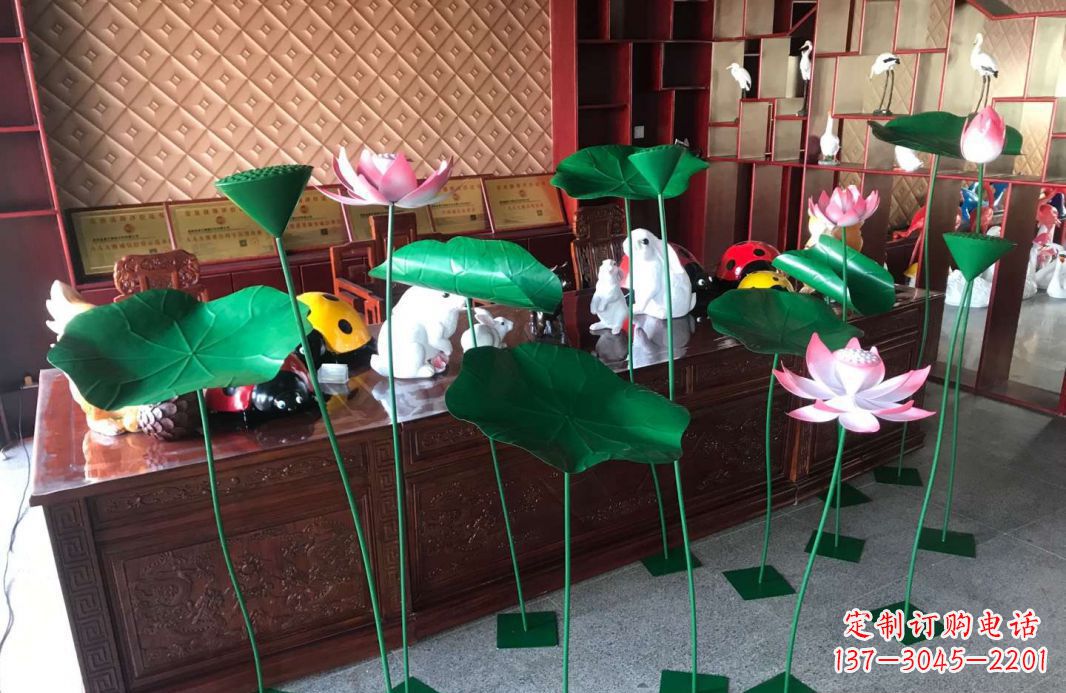 精美不锈钢荷叶雕塑 精美不锈钢荷叶雕塑