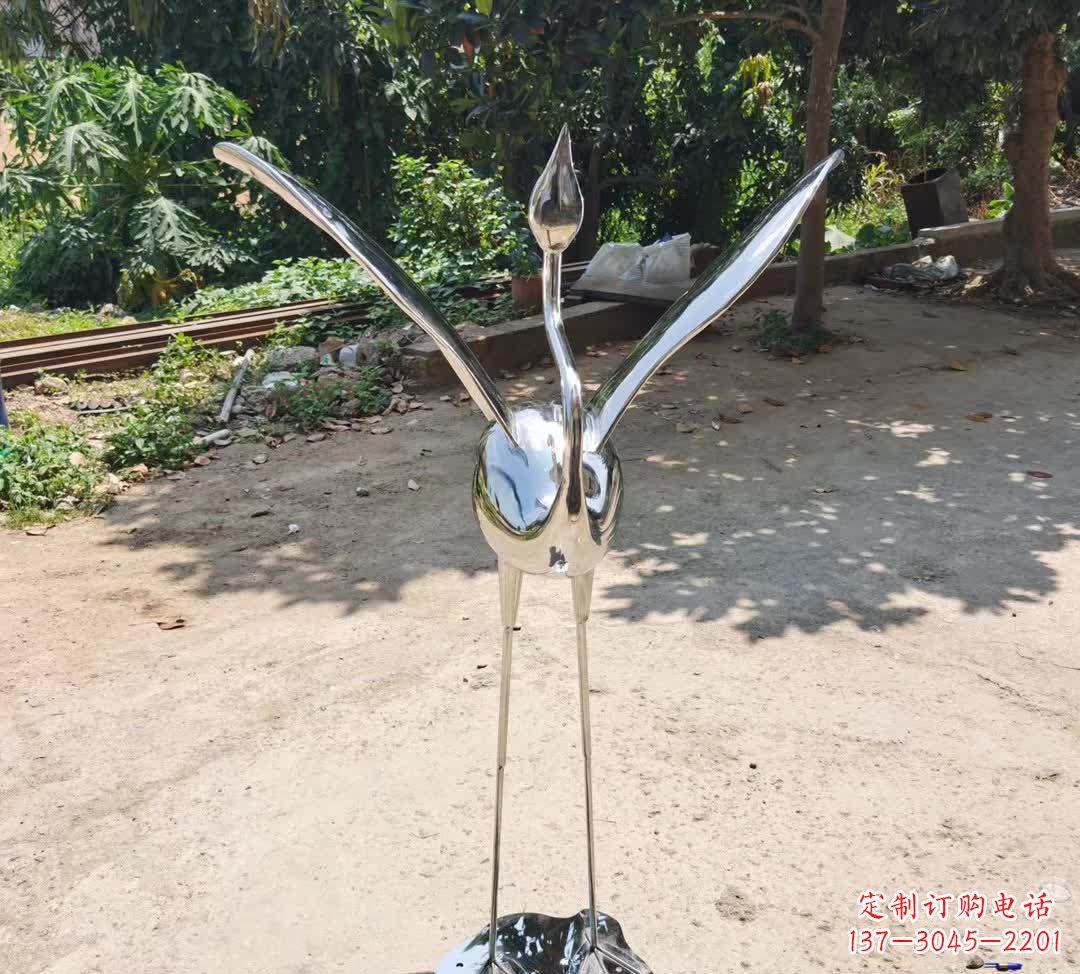 仙鹤雕塑 - 不锈钢/园林/镜面/仙鹤 仙鹤雕塑 - 不锈钢/园林/镜面/仙鹤