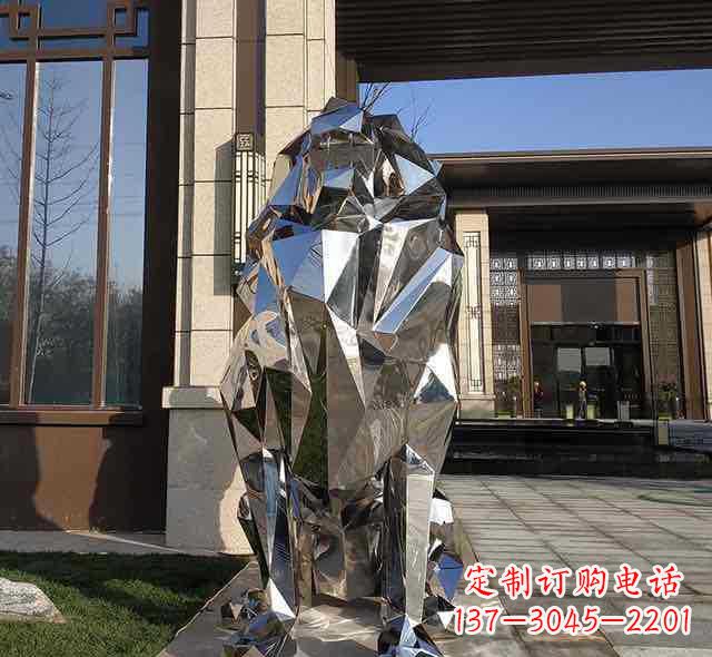 不锈钢狮子雕塑给园林带来神秘与力量 不锈钢狮子雕塑给园林带来神秘与力量