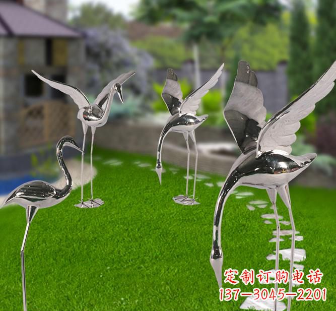 不锈钢园林展翅仙鹤雕塑