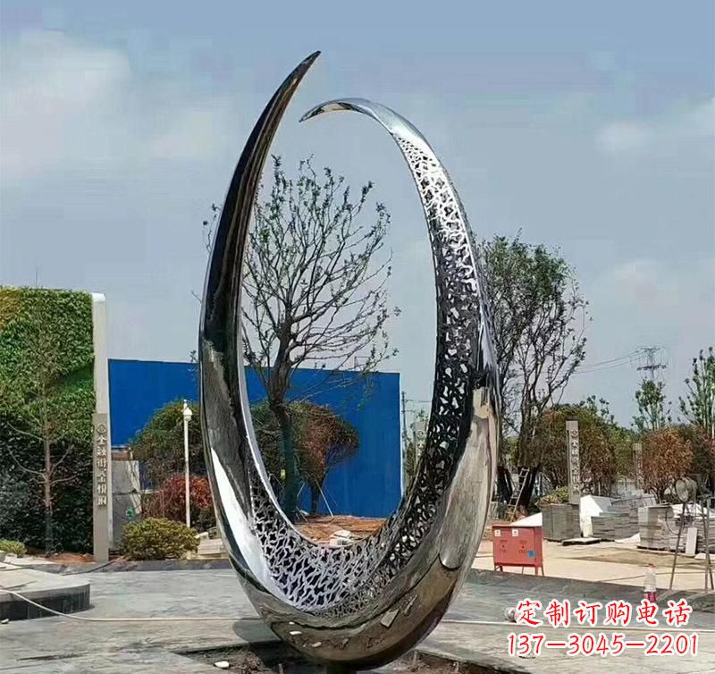 不锈钢圆环雕塑将艺术与实用结合 不锈钢圆环雕塑将艺术与实用结合