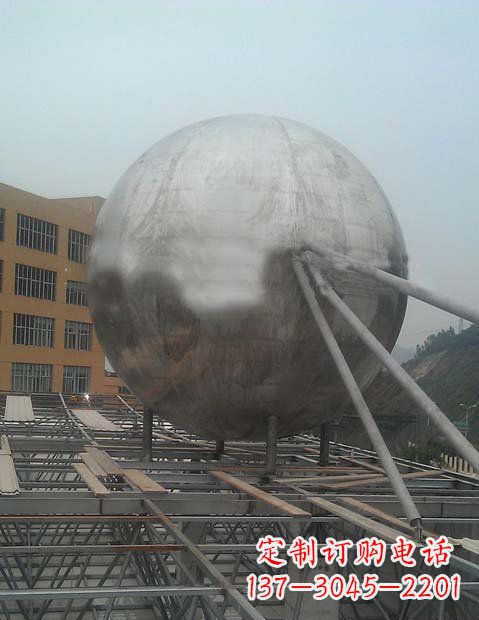 不锈钢圆球景观雕塑 (2)
