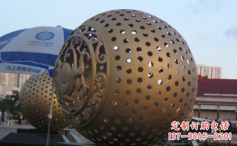 不锈钢圆球雕塑