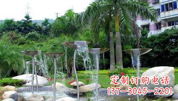 不锈钢造型喷泉雕塑