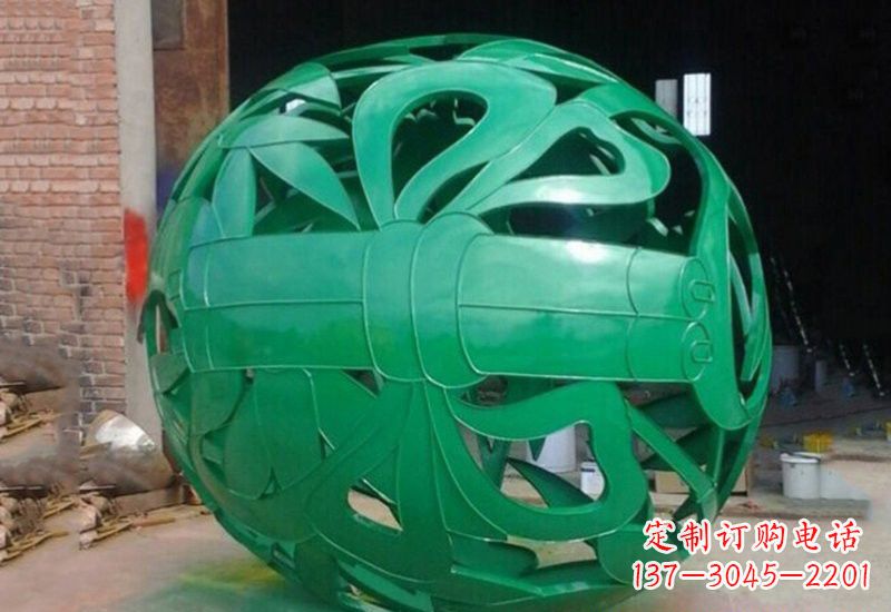 不锈钢竹子镂空球雕塑