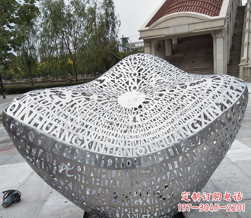 元宝雕塑 - 不锈钢/字母/元宝 元宝雕塑 - 不锈钢/字母/元宝