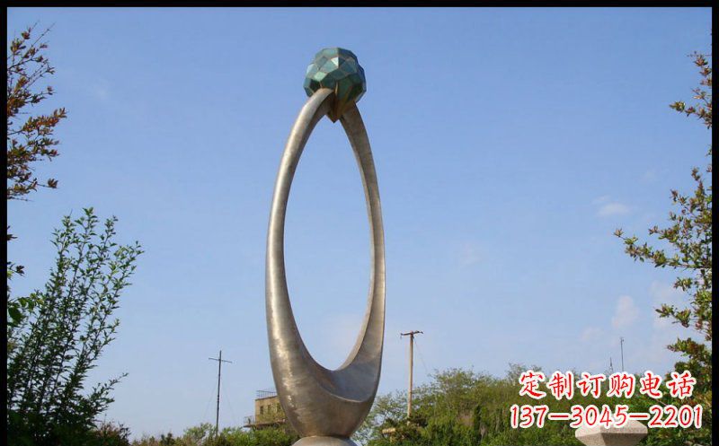 不锈钢钻戒广场景观雕塑