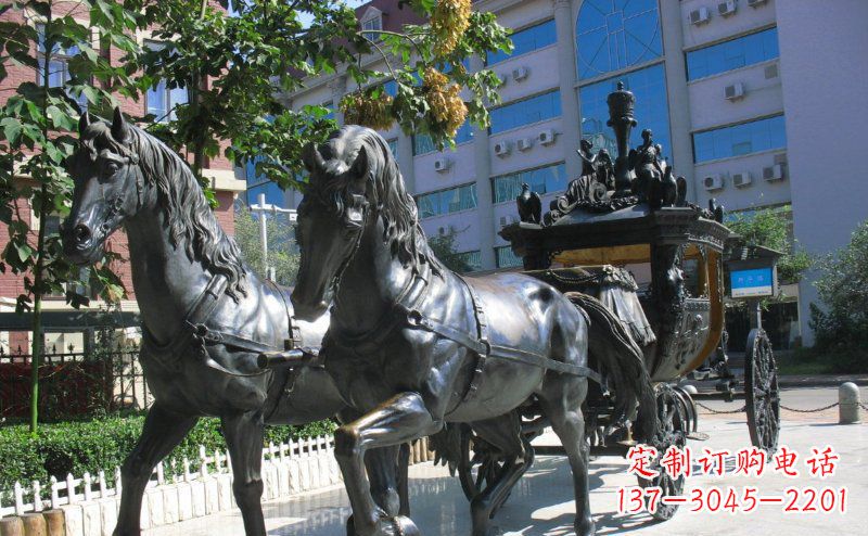 步行街西方马车景观铜雕