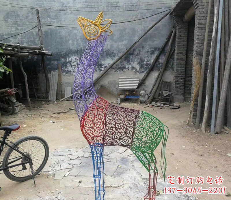 彩色不锈钢镂空梅花鹿公园动物雕塑