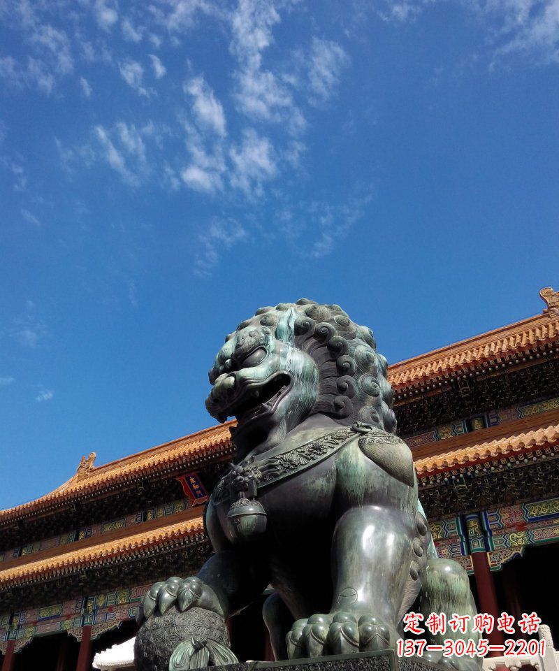 踩球的铜狮子寺庙门口动物雕塑