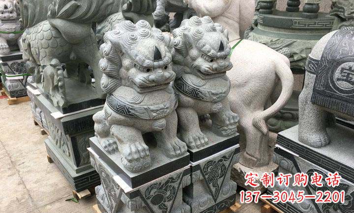 瑞士狮子门口雕塑 瑞士狮子门口雕塑