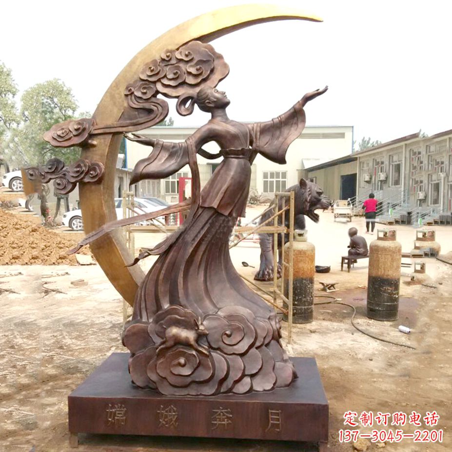 嫦娥奔月黄金雕塑-铸铜神话人物上古美女雕像