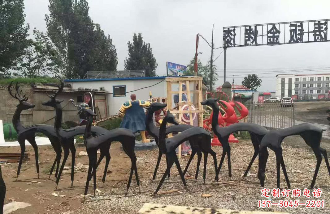 抽象几何鹿铜雕1