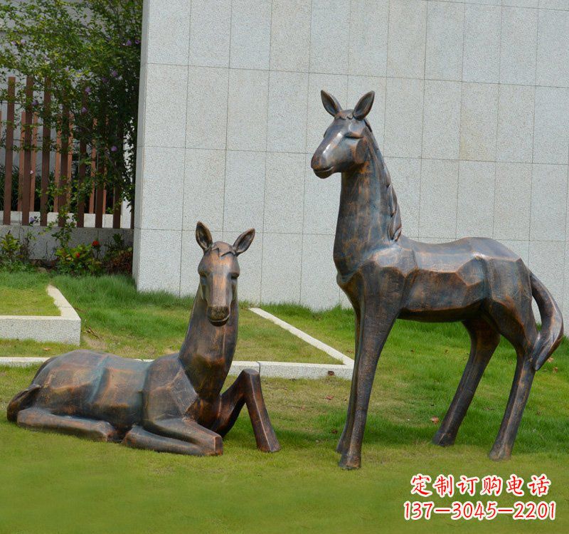 抽象几何马铜雕