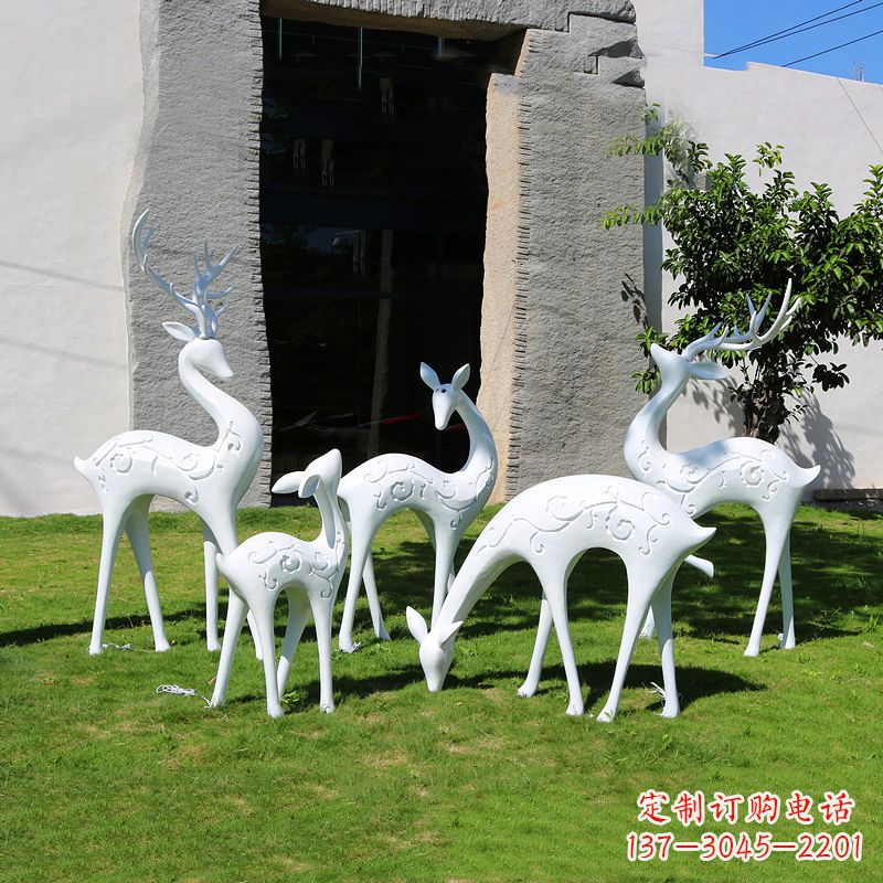 玻璃钢动物雕塑——给小区园林添彩 玻璃钢动物雕塑——给小区园林添彩