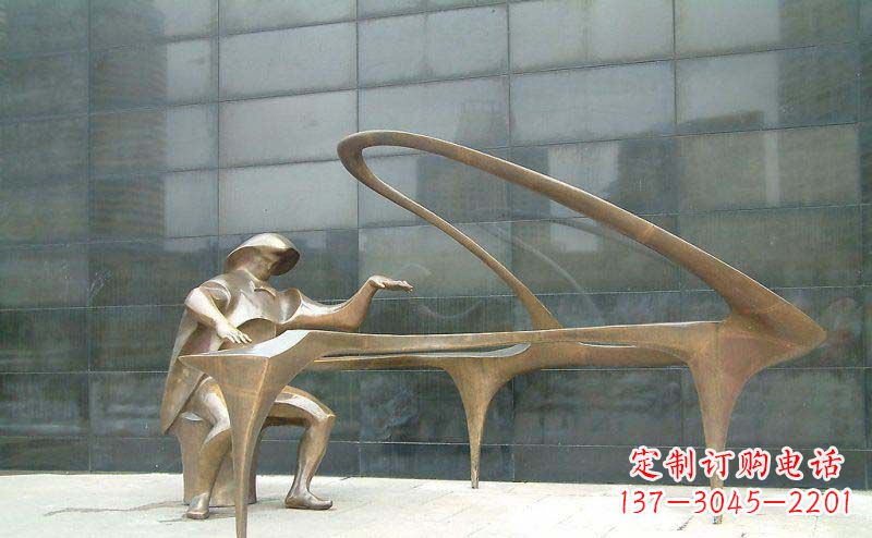 抽象人物弹钢琴街边景观铜雕