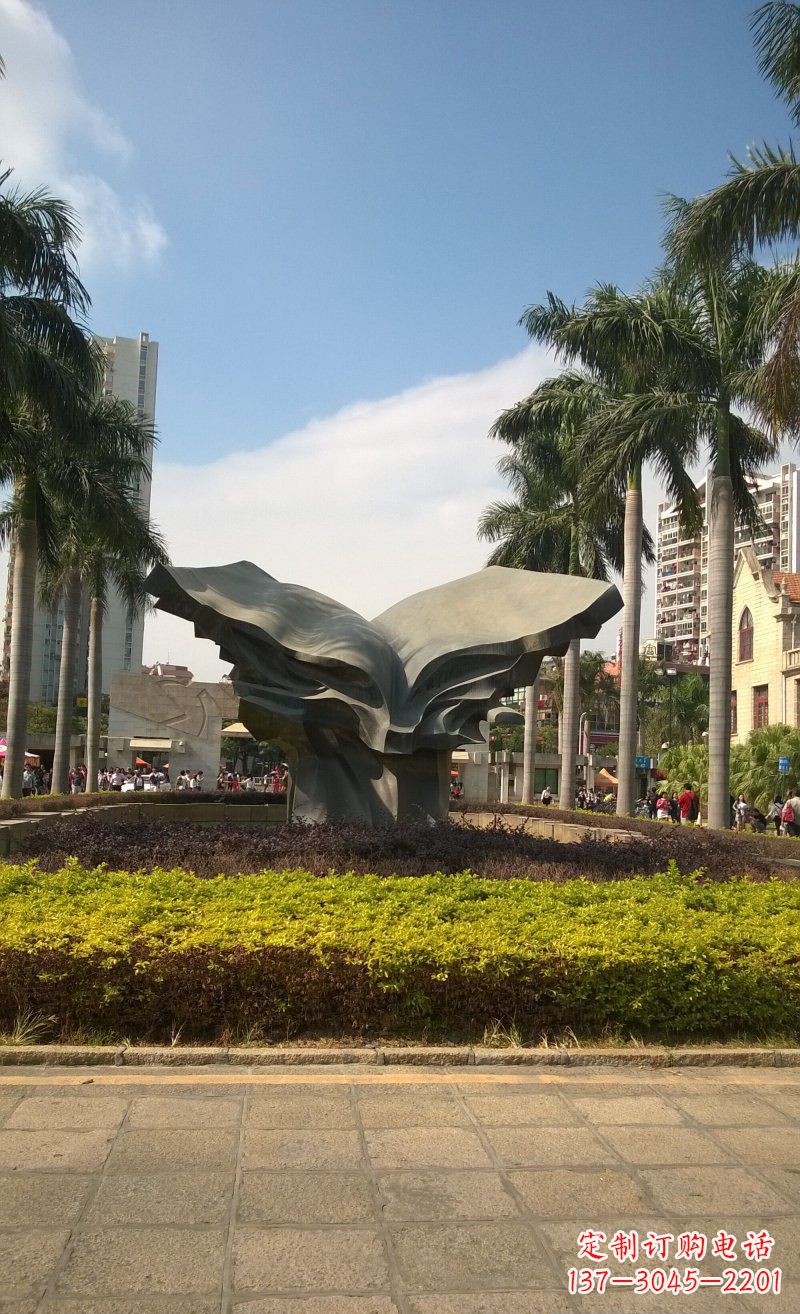 抽象书街边景观铜雕