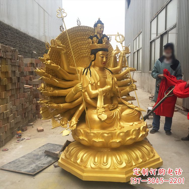纯铜鎏金千手观音雕塑