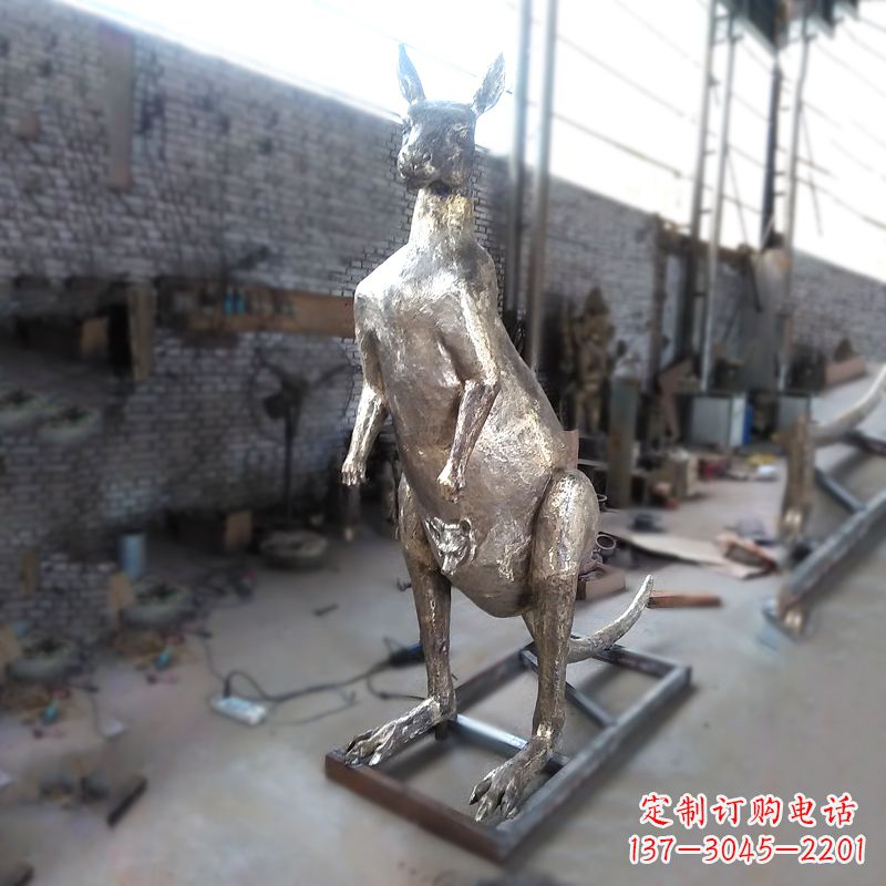 纯铜铸造袋鼠雕塑