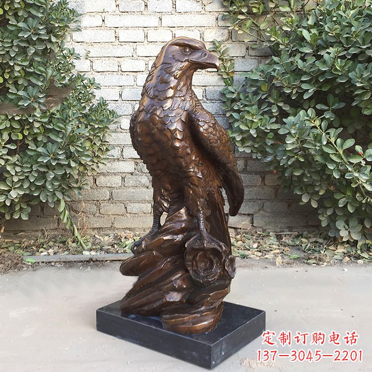 铸造精美的老鹰雕塑 铸造精美的老鹰雕塑