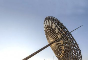 引领城市风采的大型不锈钢创意日晷雕塑
