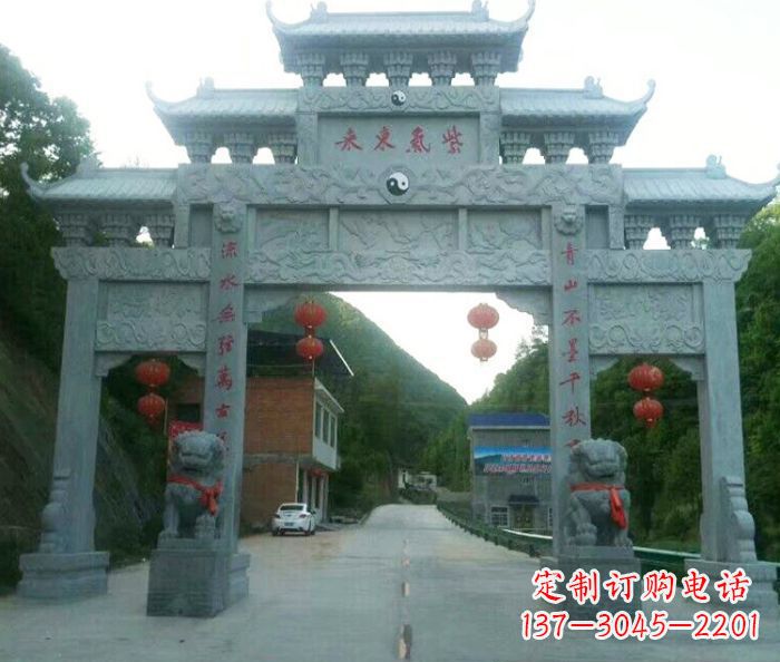 村口三门石雕牌楼 (3)