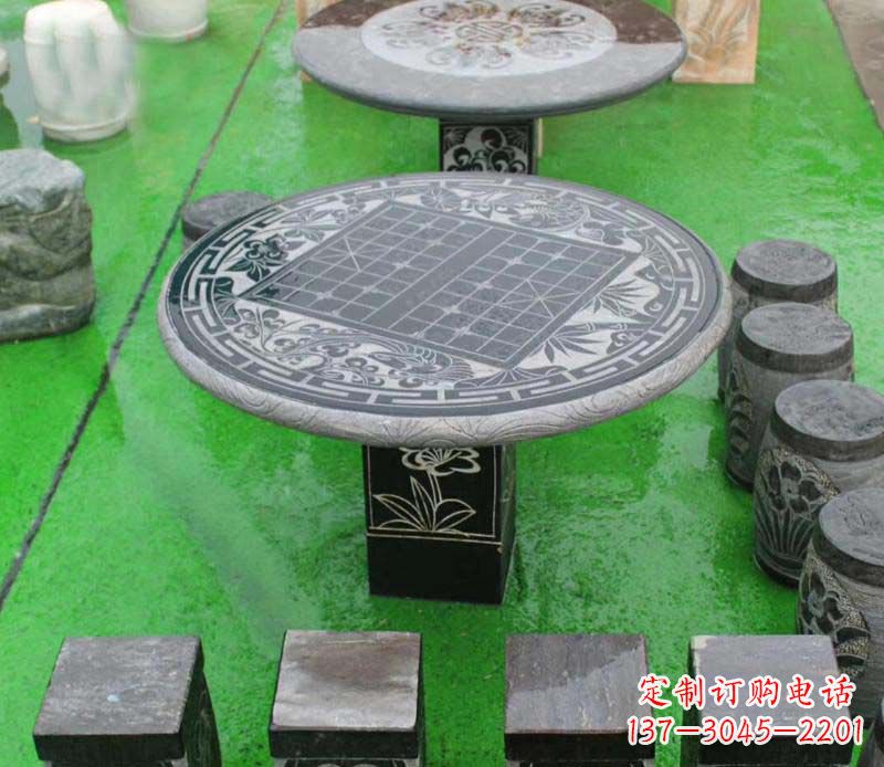大理石网格桌椅景观雕塑
