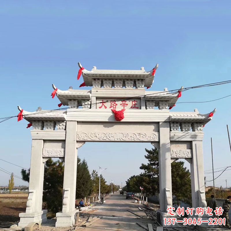 大路辛庄汉白玉石雕牌楼
