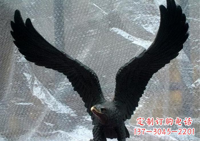 大鹏展翅玻璃钢老鹰雕塑