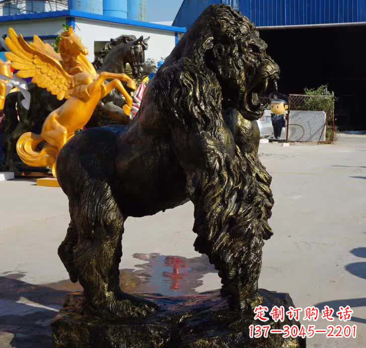 大猩猩铜雕