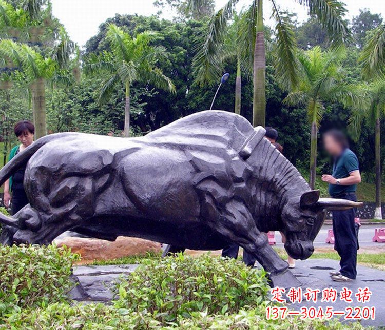 大型公园动物牛铜雕塑 大型公园动物牛铜雕塑