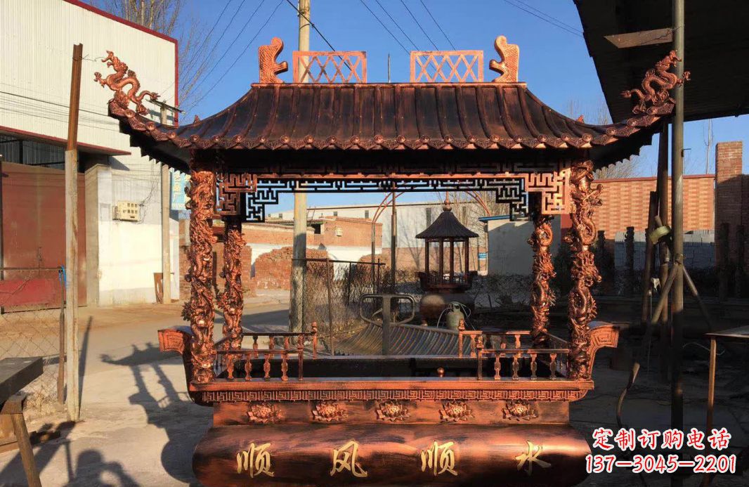 大型铜雕香炉