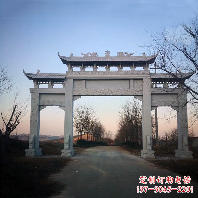 品质卓越的道路三门石牌坊雕塑 品质卓越的道路三门石牌坊雕塑