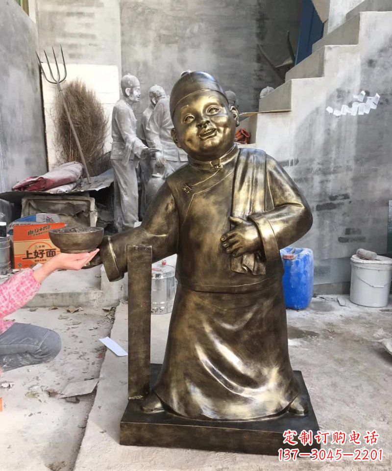 店小二/人物/铜雕-店小二人物铜雕 (2) 店小二/人物/铜雕-店小二人物铜雕 (2)