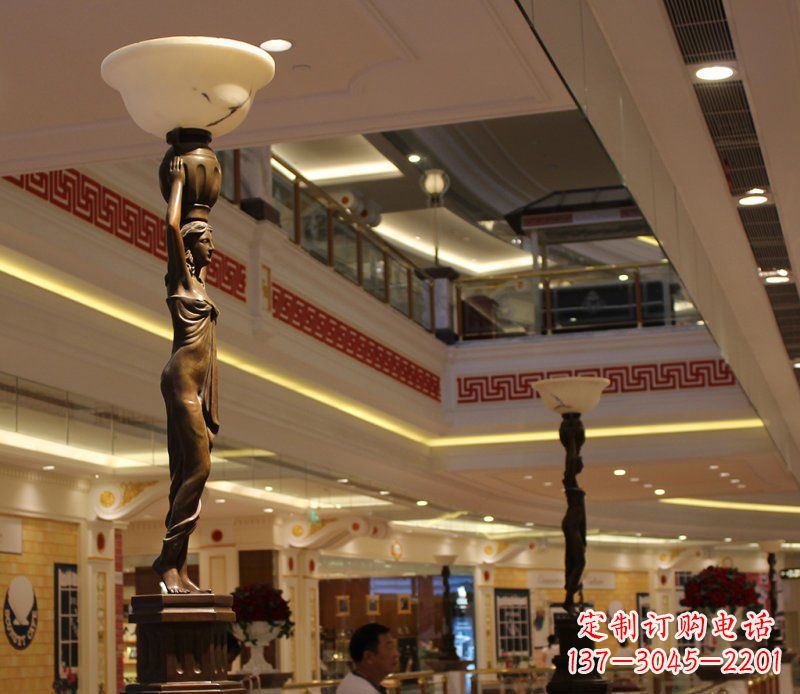 顶盆女人玻璃钢仿铜人物雕塑
