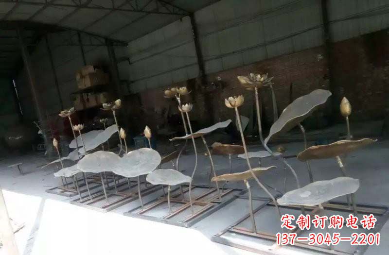 锻铜荷花荷叶