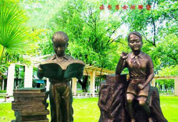 女孩校园铜雕 ——表达着青春洋溢的美好时光