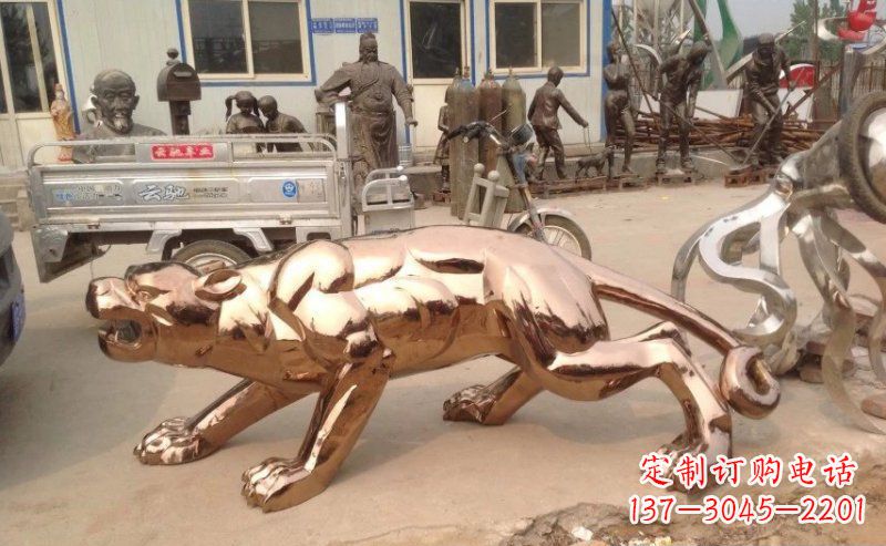 锻造不锈钢豹子雕塑