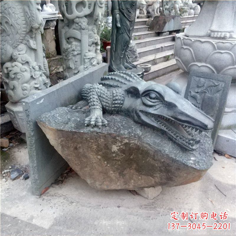 鳄鱼青石雕塑摆件