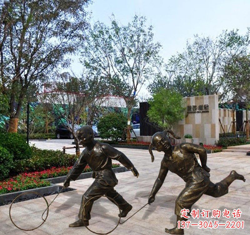 铜雕塑为孩子带来欢乐 铜雕塑为孩子带来欢乐