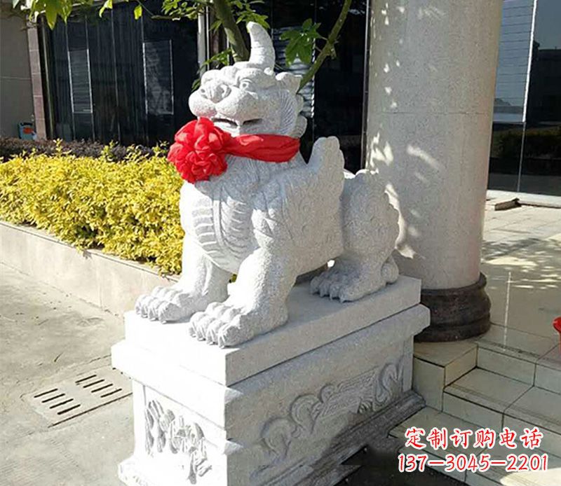 法院独角兽雕塑