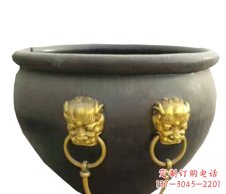 仿古鎏金狮子头水缸铜雕塑