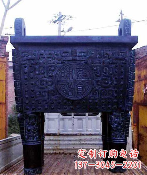 仿古青铜鼎