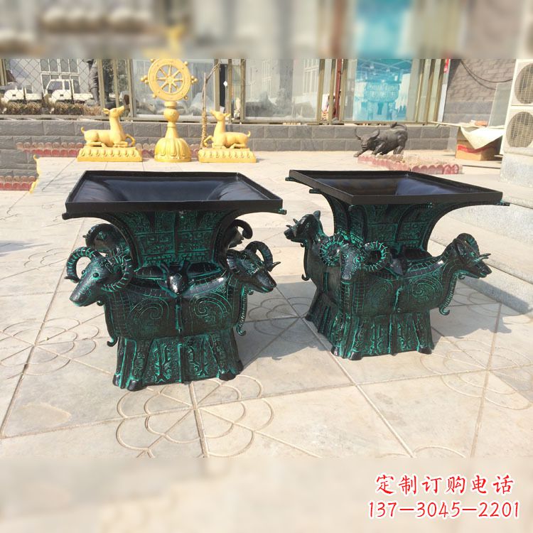 仿青铜器四羊方尊鼎摆件