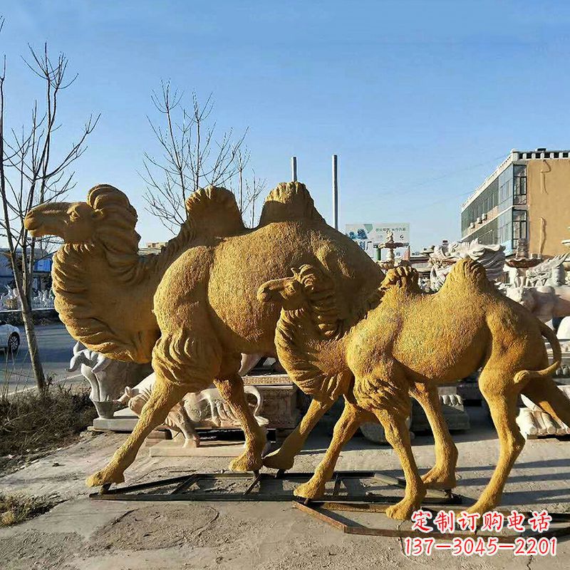 仿真骆驼玻璃钢雕塑